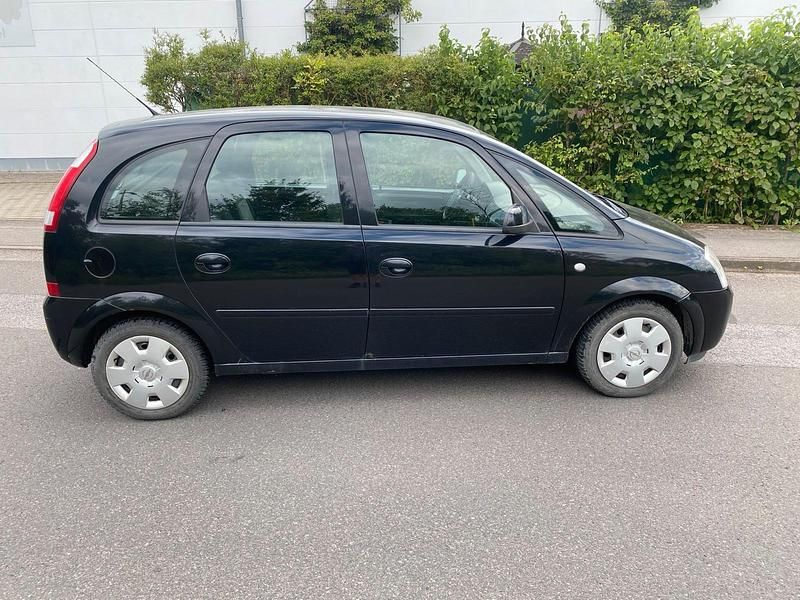 Gebraucht Opel Meriva 101 PS (74 kW) 2003 Schwarz Van / Kleinbus