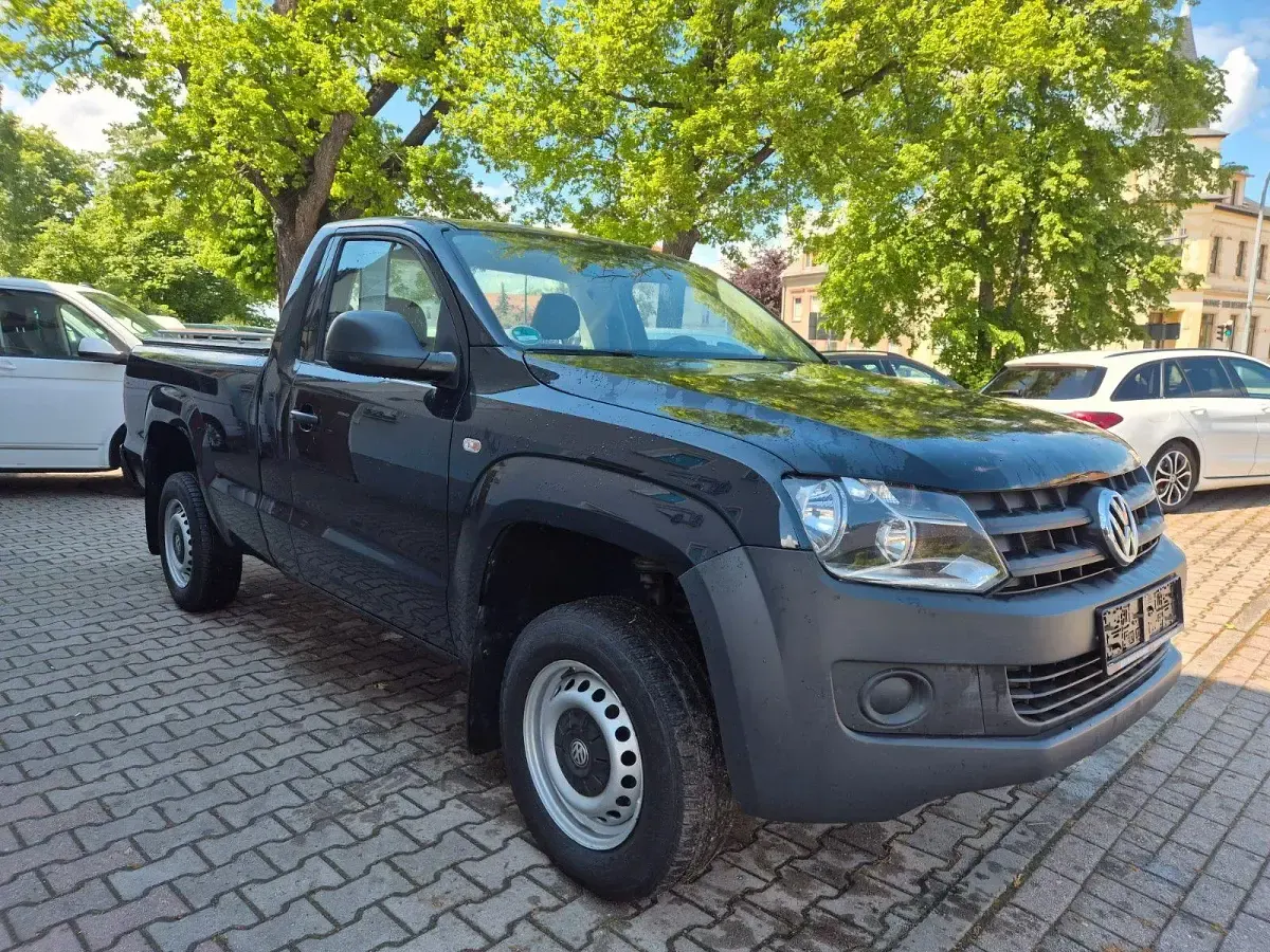 Używany VW Amarok 179 KM (131 kW) 2016 Czarny Pickup