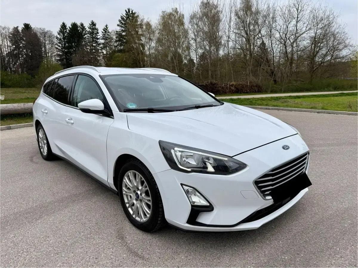 Usado Ford Focus 150 CV (110 kW) 2019 Blanco Familiar