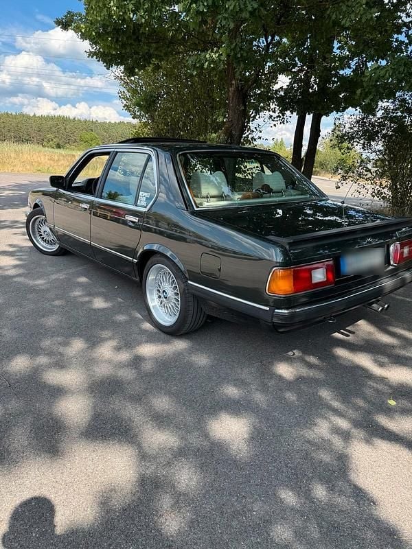 Second-hand BMW 728 184 CP (135 kW) 1984 Verde Berlinǎ