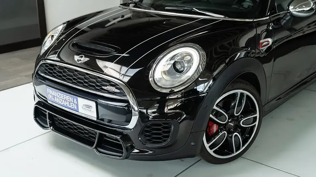 Gebraucht Mini John Cooper Works 231 PS (169 kW) 2017 Midnight black Kleinwagen
