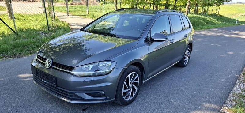 Grau Gebraucht 2018 VW Golf VII Comfortline Kombi | 8.200 € (Fairer Preis) - Bild 1/4