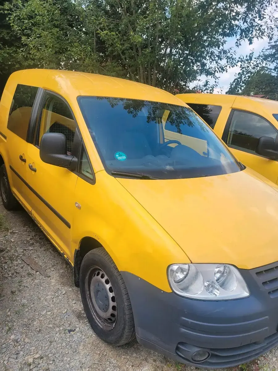 Gebraucht VW T5 68 PS (50 kW) 2009 Gelb Van