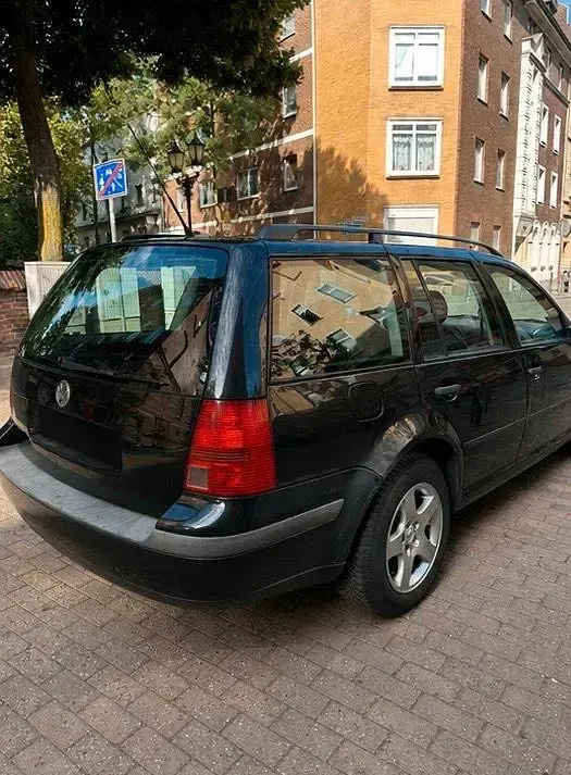Gebraucht VW Golf IV Edition 115 PS (84 kW) 2000 Schwarz Kombi