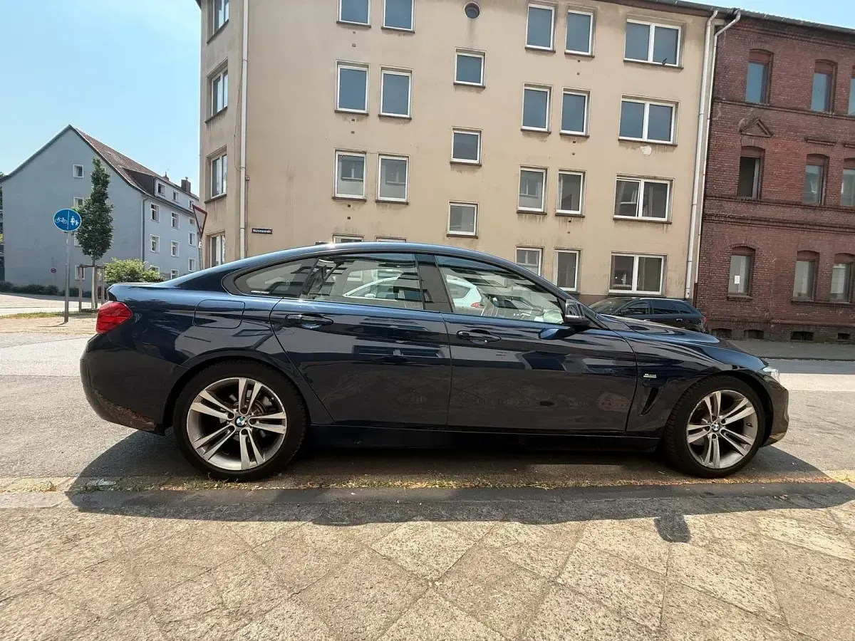 Gebraucht BMW 420 Coupé Sport Line 190 PS (139 kW) 2017 Blau Coupé