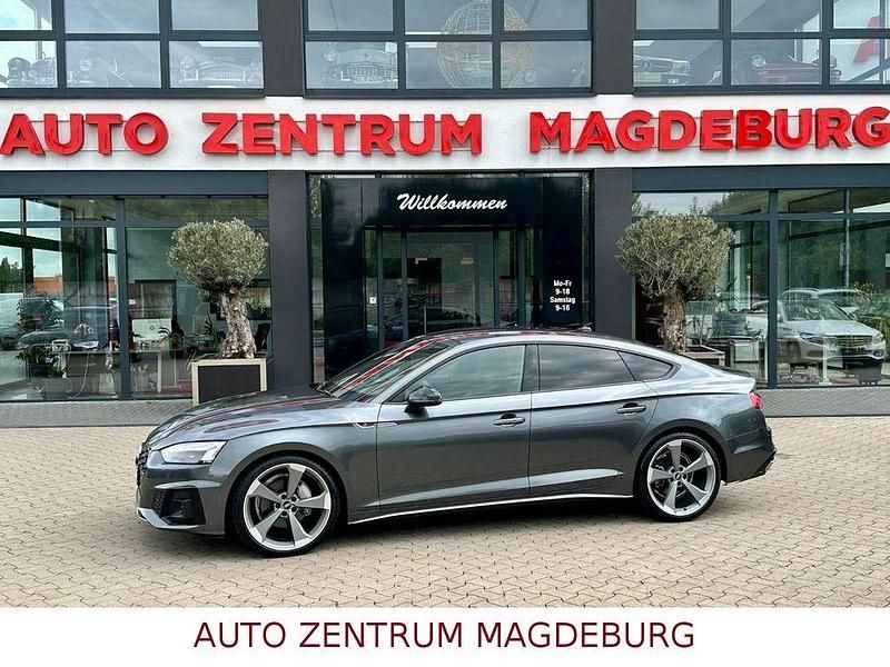 Grau Gebraucht 2021 Audi A5 Sportback S-Line Kleinwagen | 37.800 € (Etwas zu teuer) - Bild 1/4