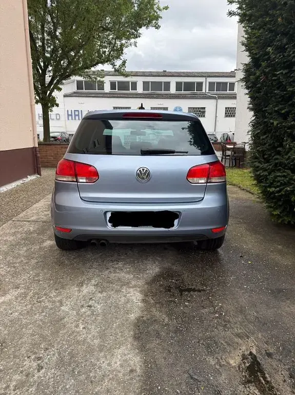 Second-hand VW Golf VI Team 160 CP (117 kW) 2010 Albastru Hatchback