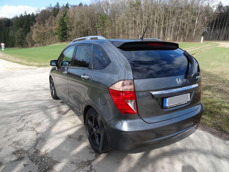 Gebraucht Honda FR-V Trend 140 PS (102 kW) 2009 Grau Van / Kleinbus