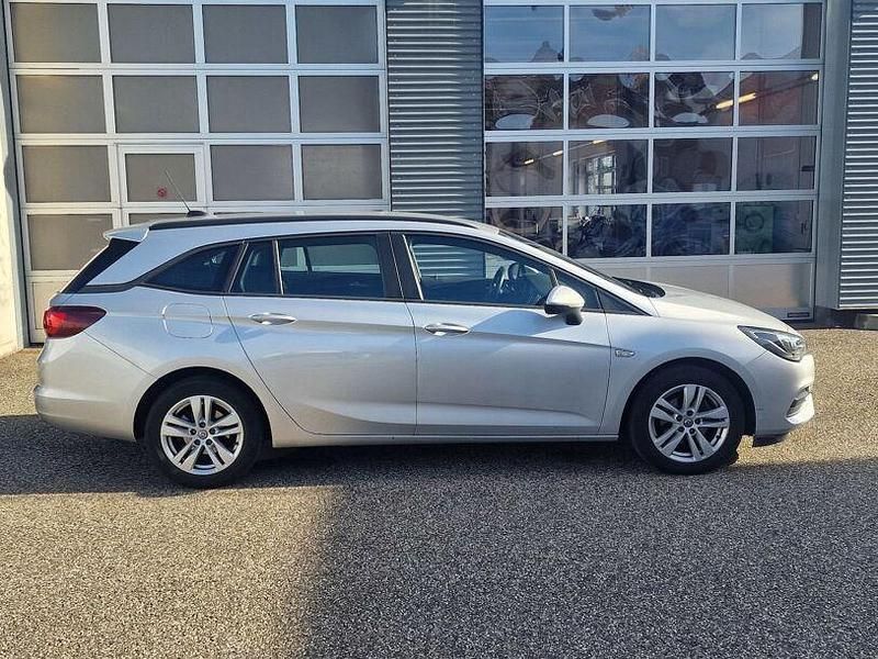 Gebraucht Opel Astra Edition 122 PS (89 kW) 2021 Argon silber/ice silver (m2) Kombi