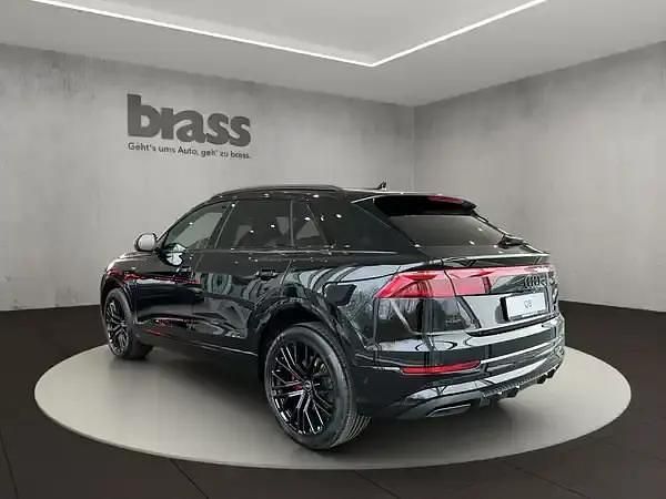 Neu Audi Q8 Ambiente 286 PS (210 kW) 2026 Mythosschwarz metallic SUV