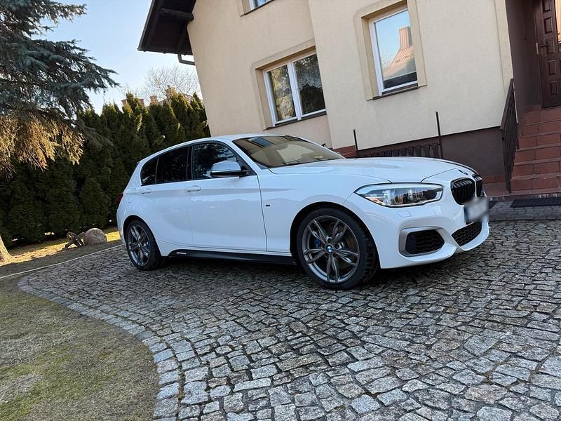 Gebraucht BMW M135 326 PS (239 kW) 2015 Weiß Kleinwagen