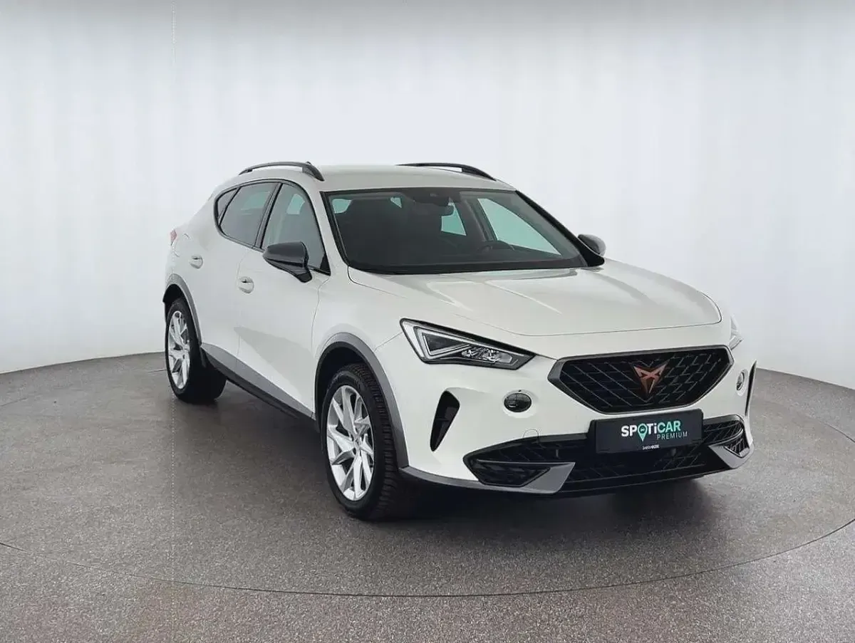 Gebraucht Cupra Formentor Basis 204 PS (150 kW) 2023 "candy" weiss SUV