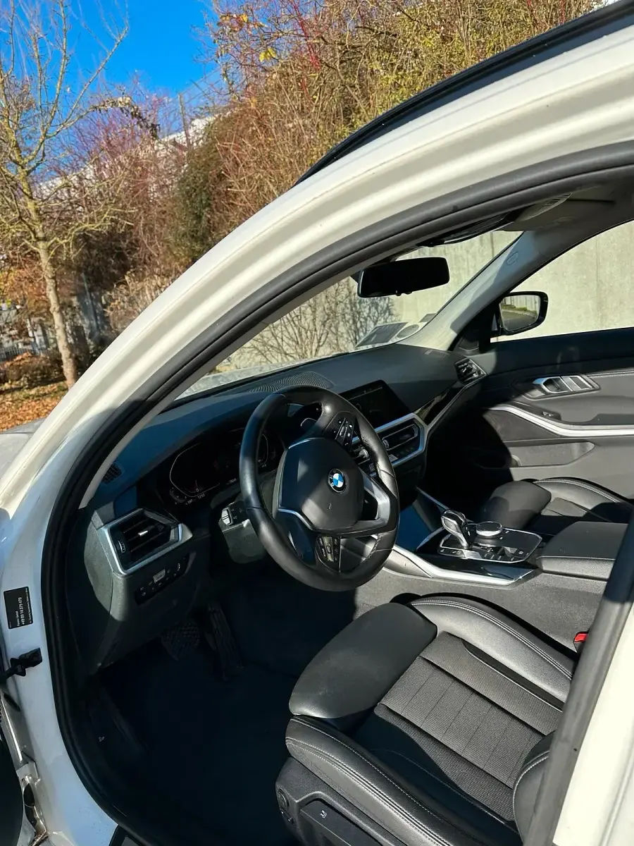 Gebraucht BMW 320 184 PS (135 kW) 2020 Weiß Kombi