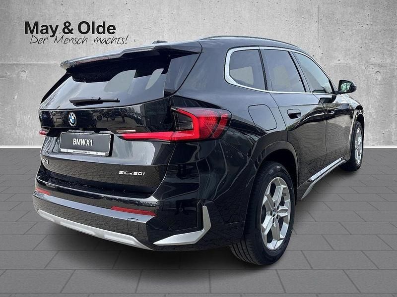 Neu BMW X1 xLine 156 PS (114 kW) 2026 Schwarz SUV