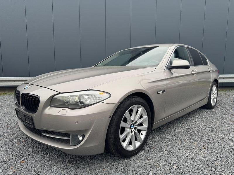 Blau Gebraucht 2010 BMW 535 Performance Limousine | 12.900 € (Guter Preis) - Bild 1/4