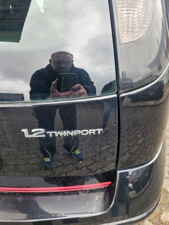 Gebraucht Opel Corsa 80 PS (58 kW) 2006 Schwarz Kleinwagen