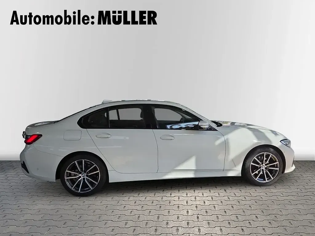 Gebraucht BMW 320 Sport Line 184 PS (135 kW) 2020 Weiss Limousine
