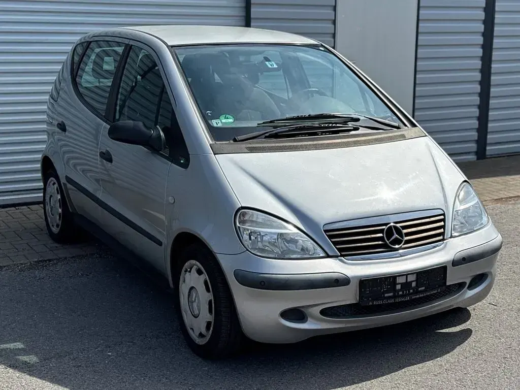 Gebraucht Mercedes A160 102 PS (75 kW) 2001 Silber Limousine