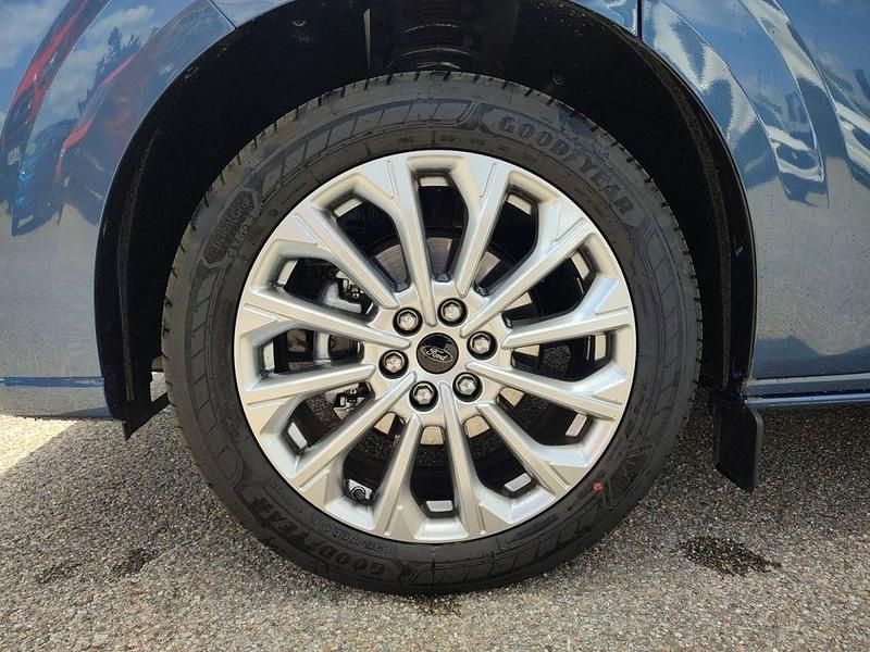 Gebraucht Ford Tourneo Custom Titanium 170 PS (125 kW) 2025 Blau Van