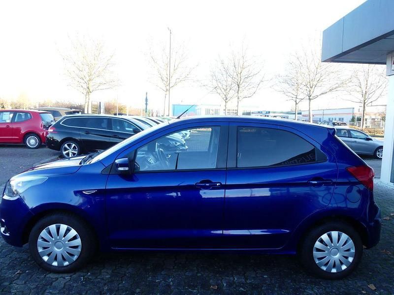Gebraucht Ford Ka Plus Cool & Sound Edition 86 PS (63 kW) 2017 Blau Kleinwagen