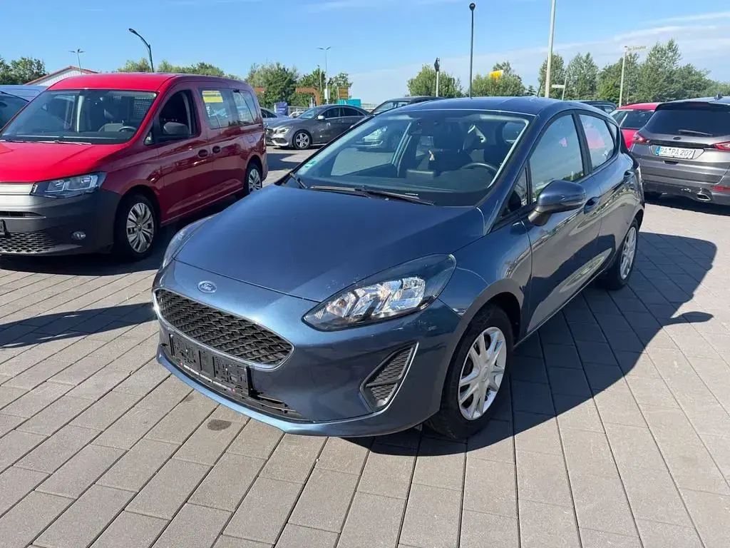 Gebraucht Ford Fiesta Cool & Connect 75 PS (55 kW) 2021 Blau Kleinwagen