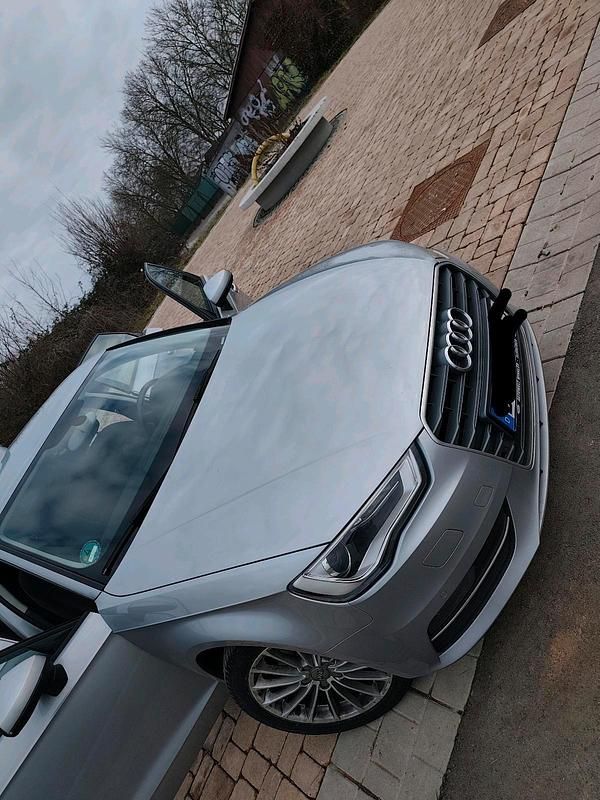 Gebraucht Audi A3 Attraction 110 PS (80 kW) 2015 Silber Coupé