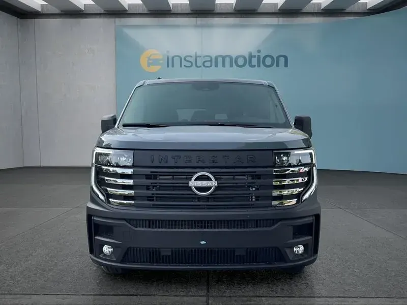 Neu Nissan Interstar 170 PS (125 kW) 2026 Grau Van