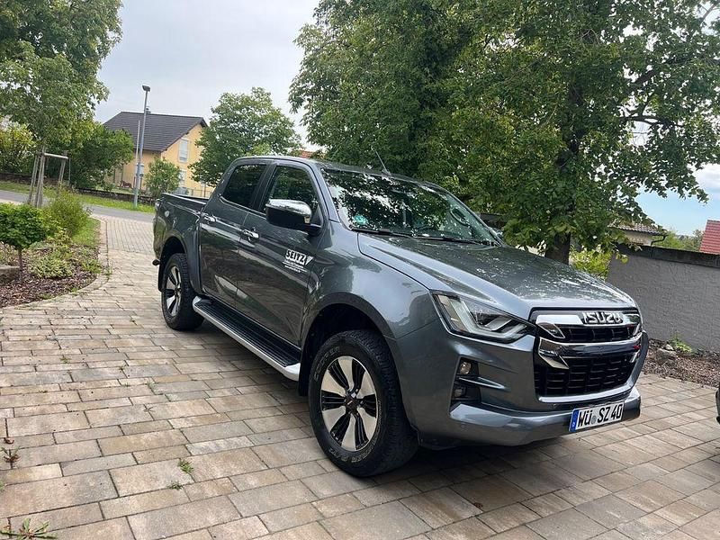 Grau Gebraucht 2021 Isuzu D-Max Abholung | 29.800 € - Bild 1/4