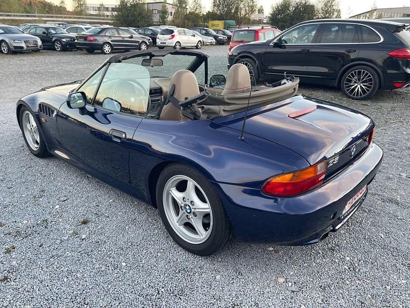 Blau Gebraucht 1997 BMW Z3 Sport Line Cabrio | 13.900 € (Teuer) - Bild 1/4