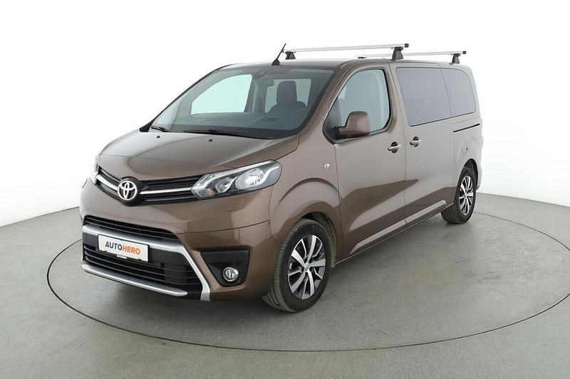 Braun Gebraucht 2020 Toyota Proace Verso Comfort Kombi | 29.620 € (Fairer Preis) - Bild 1/3