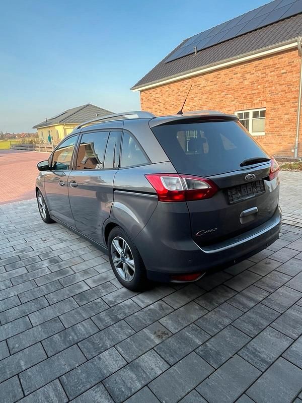 Gebraucht Ford Grand C-Max 116 PS (85 kW) 2013 Grau Van / Kleinbus