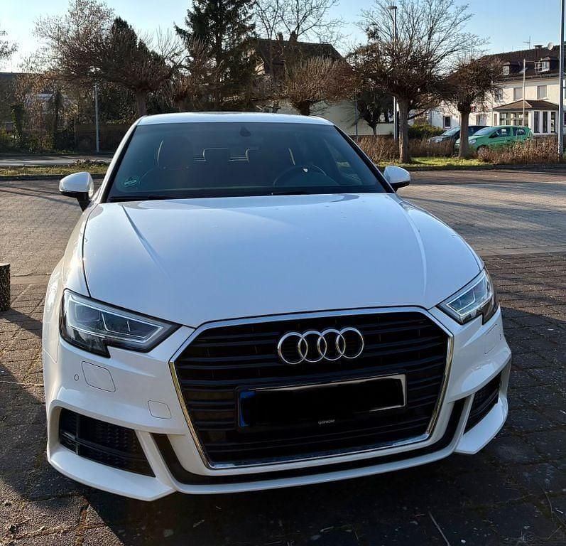 Gebraucht Audi A3 Sport 150 PS (110 kW) 2018 Weiß Limousine