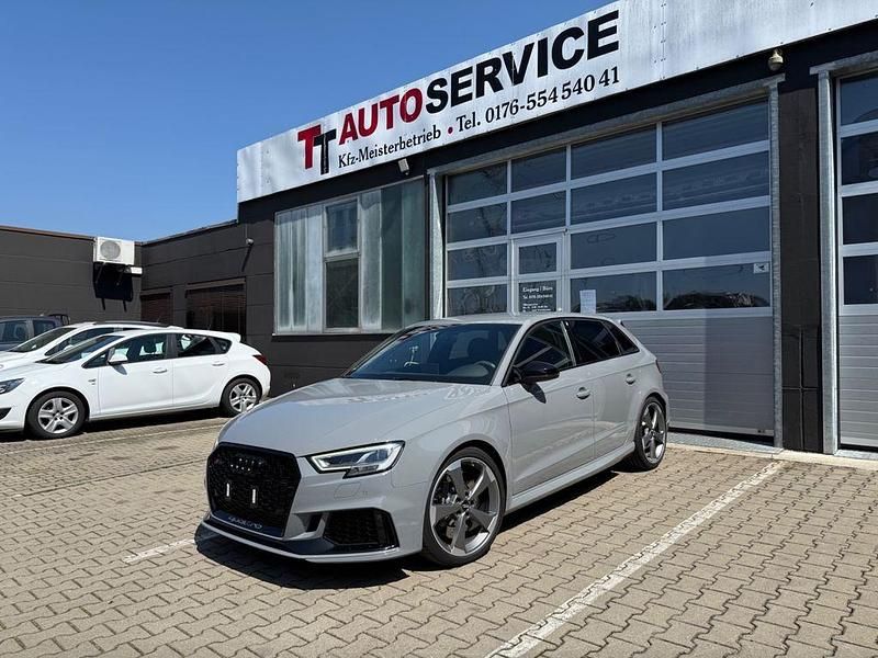 Grau Gebraucht 2019 Audi RS3 Sport Kleinwagen | 42.900 € (Fairer Preis) - Bild 1/4