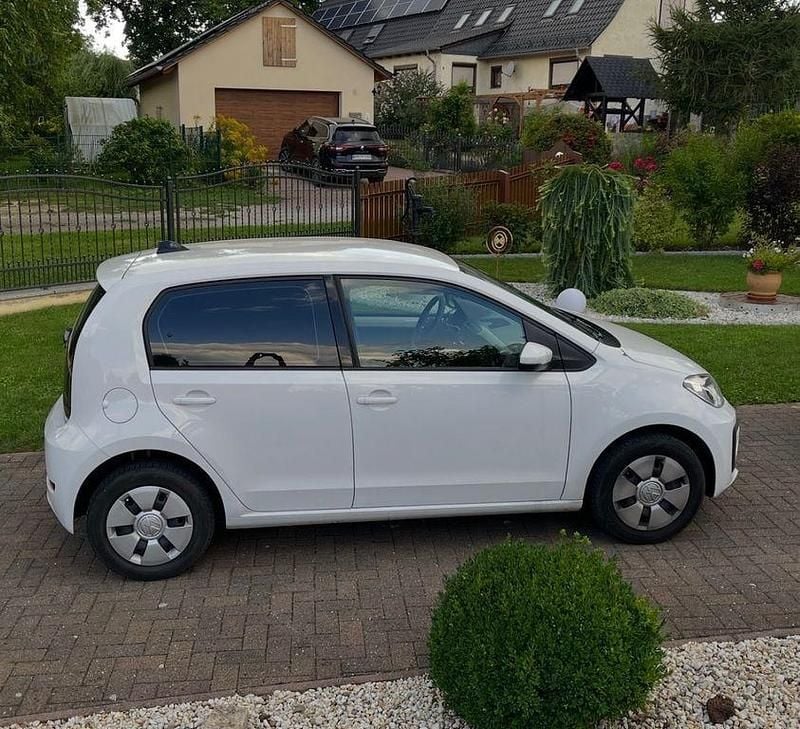 Gebraucht VW up! 68 PS (50 kW) 2019 Weiß Kleinwagen