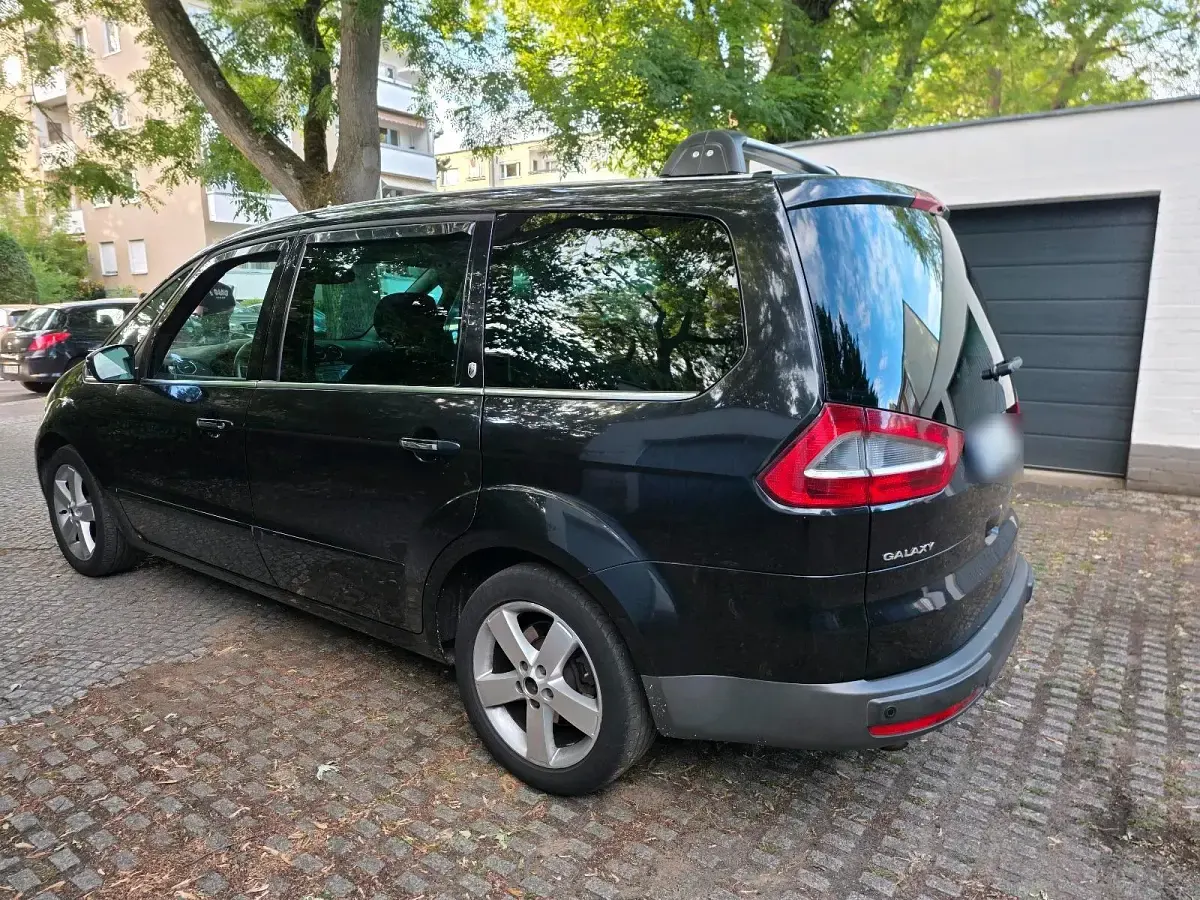 Gebraucht Ford Galaxy 140 PS (102 kW) 2006 Schwarz Van / Kleinbus