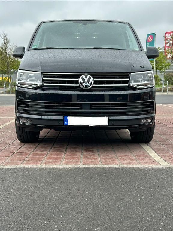 Second-hand VW T6 204 CP (150 kW) 2017 Negru Van