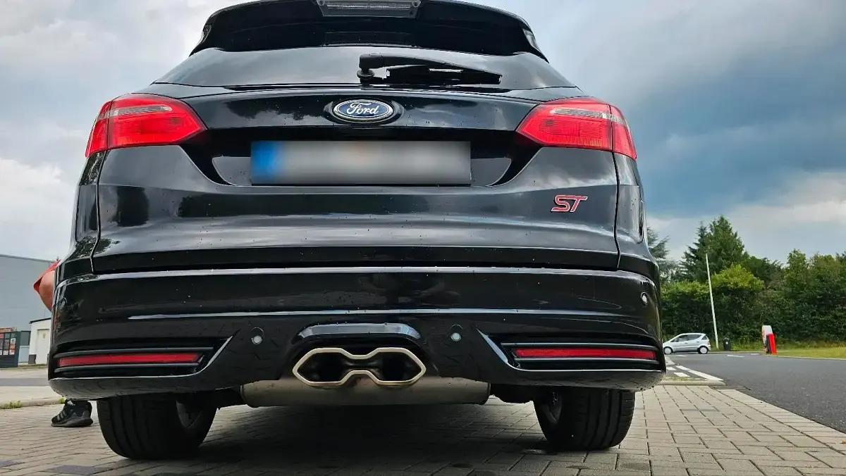 Gebraucht Ford Focus ST 185 PS (136 kW) 2017 Schwarz Kombi