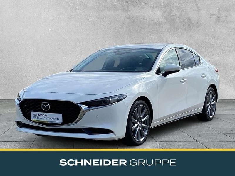 Weiß Gebraucht 2024 Mazda 3 Exclusive-Line Limousine | 24.890 € (Fairer Preis) - Bild 1/4