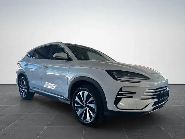 Neu BYD Seal U Design 324 PS (238 kW) 2025 Snow white SUV