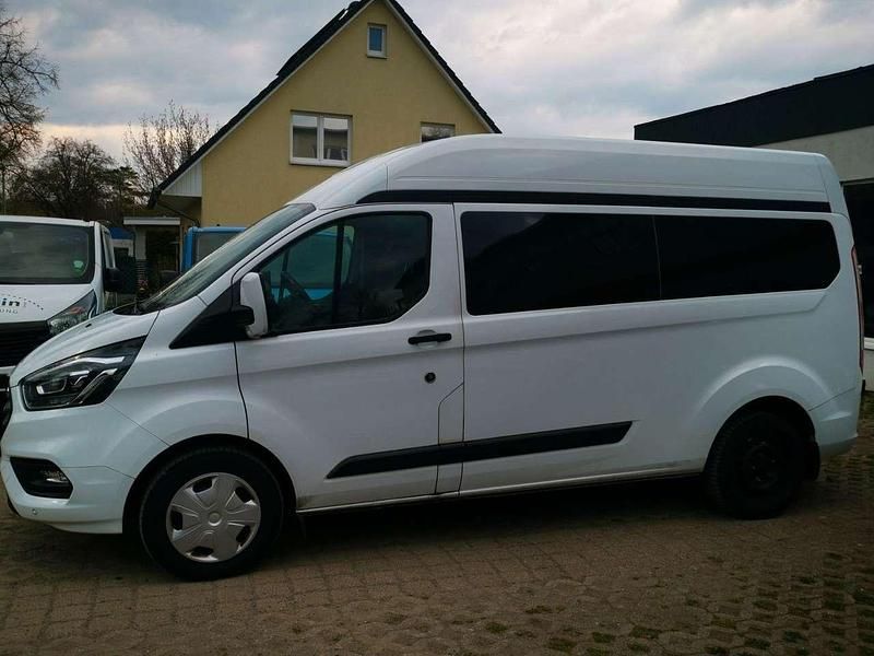 Gebraucht Ford Transit Trend 185 PS (136 kW) 2020 Weiß Kombi