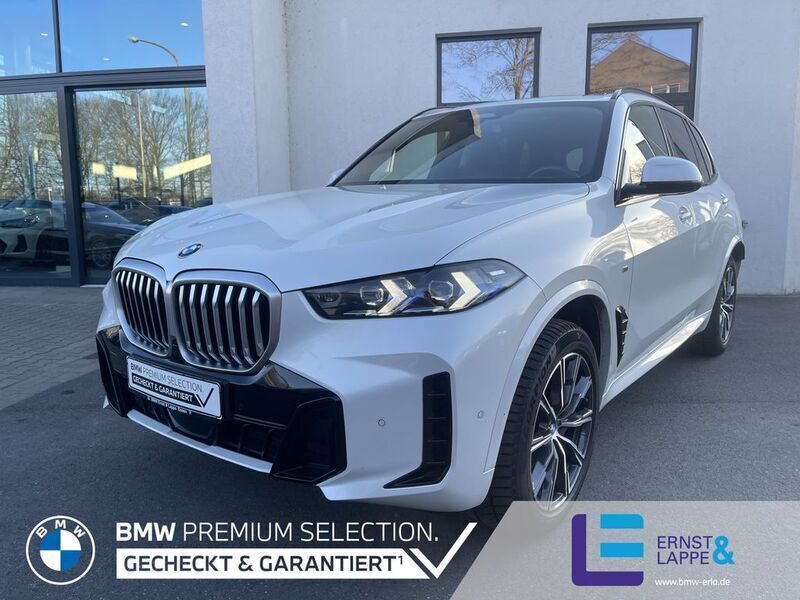 Mineralweiss Gebraucht 2024 BMW X5 M Sport SUV | 77.440 € (Superpreis) - Bild 1/4