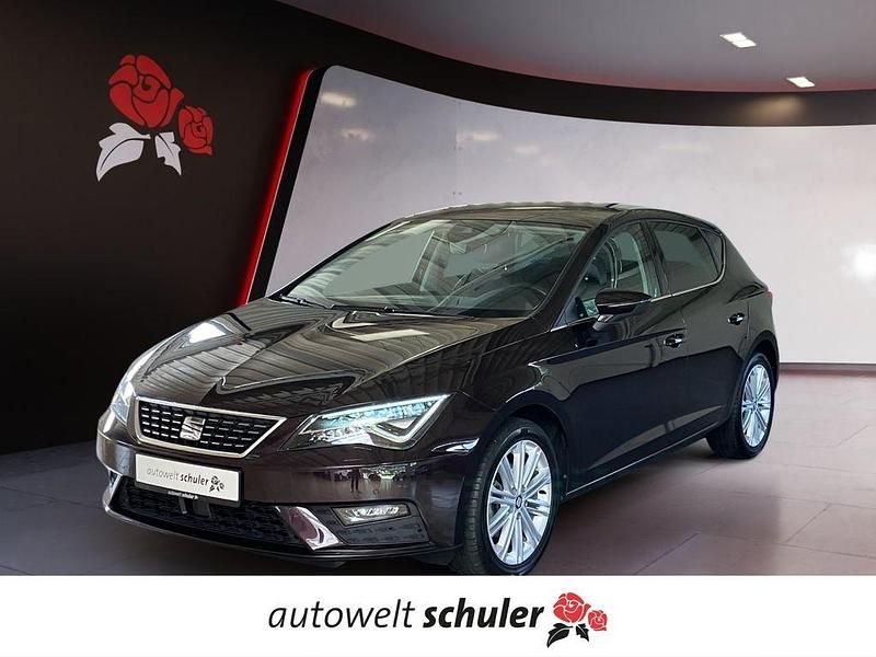Violet Gebraucht 2019 Seat Leon XCELLENCE Limousine | 16.290 € (Fairer Preis) - Bild 1/4