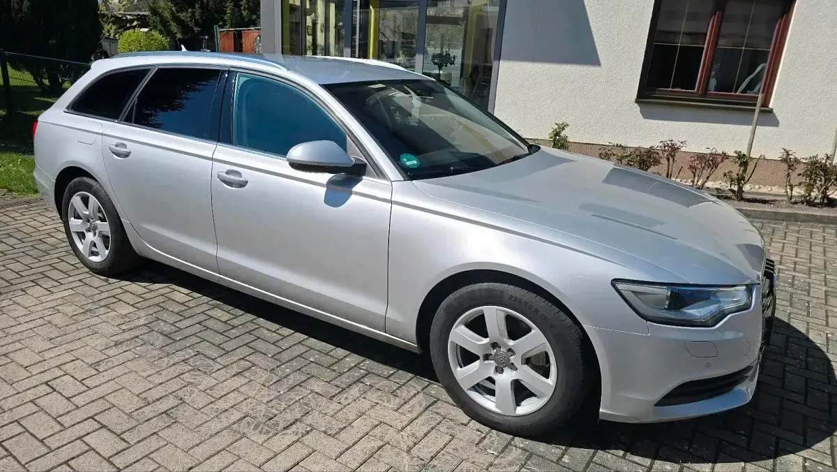 Gebraucht Audi A6 204 PS (150 kW) 2013 Silber Kombi