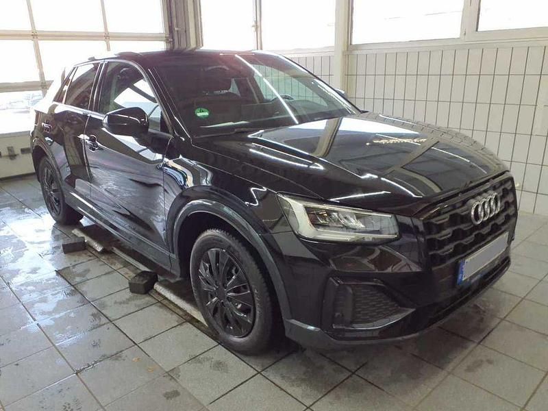 Gebraucht Audi Q2 Advanced Plus 150 PS (110 kW) 2021 Schwarz SUV