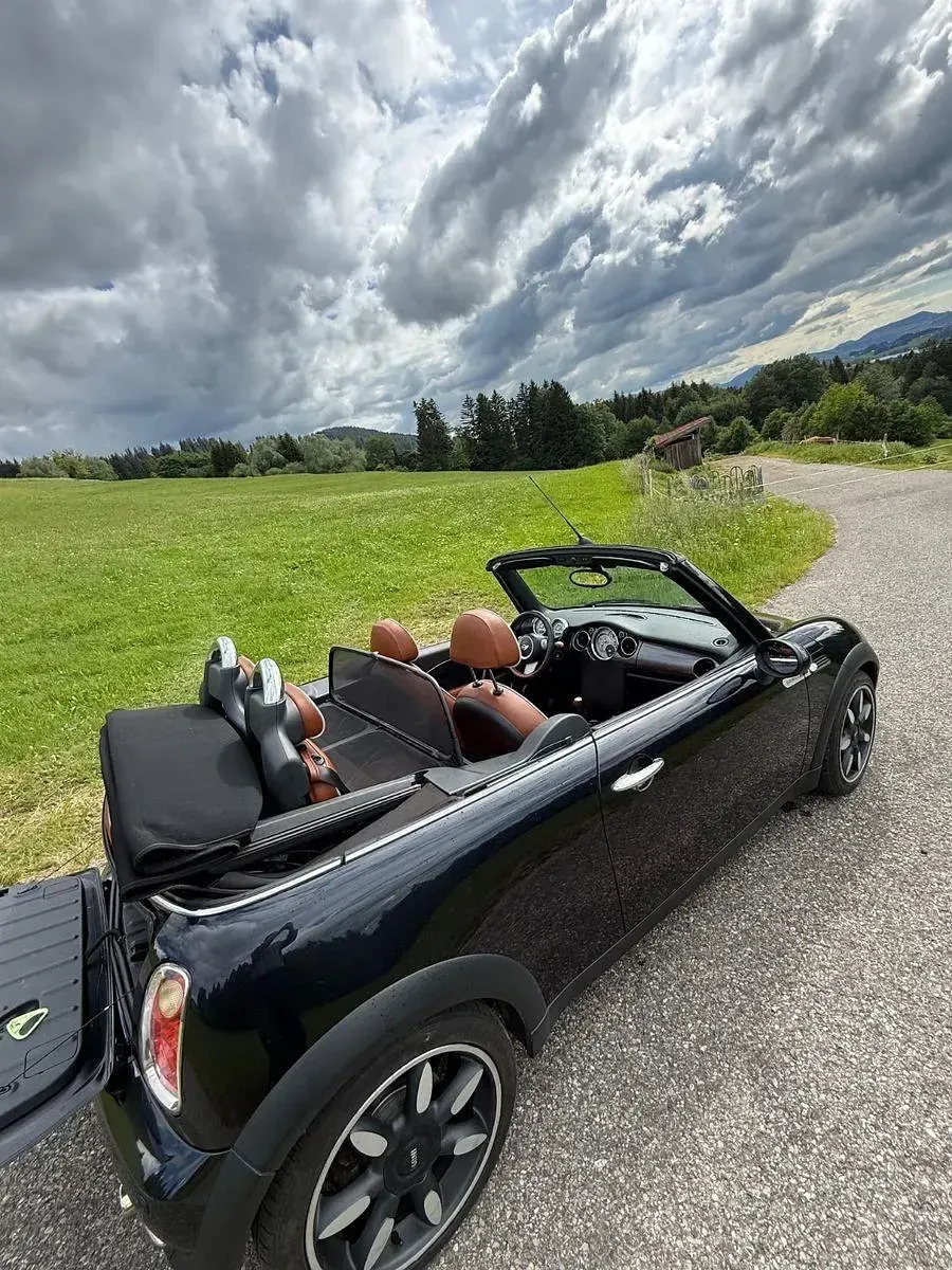 Gebraucht Mini One Cabriolet 90 PS (66 kW) 2008 Schwarz Cabrio