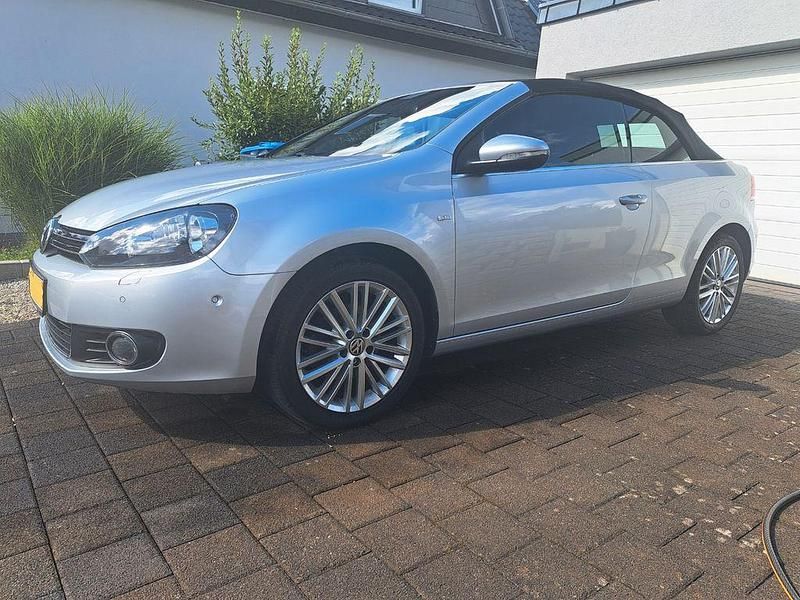 Gebraucht VW Golf Cabriolet Cup 105 PS (77 kW) 2015 Silber Cabrio