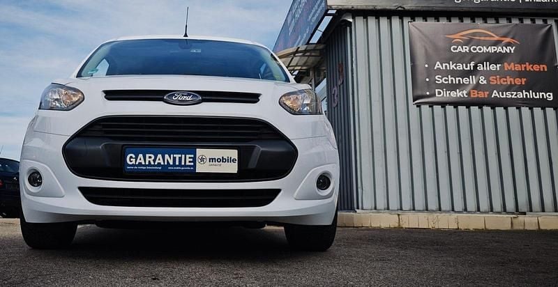 Second-hand Ford Transit Connect 100 CP (73 kW) 2017 Alb Monovolum