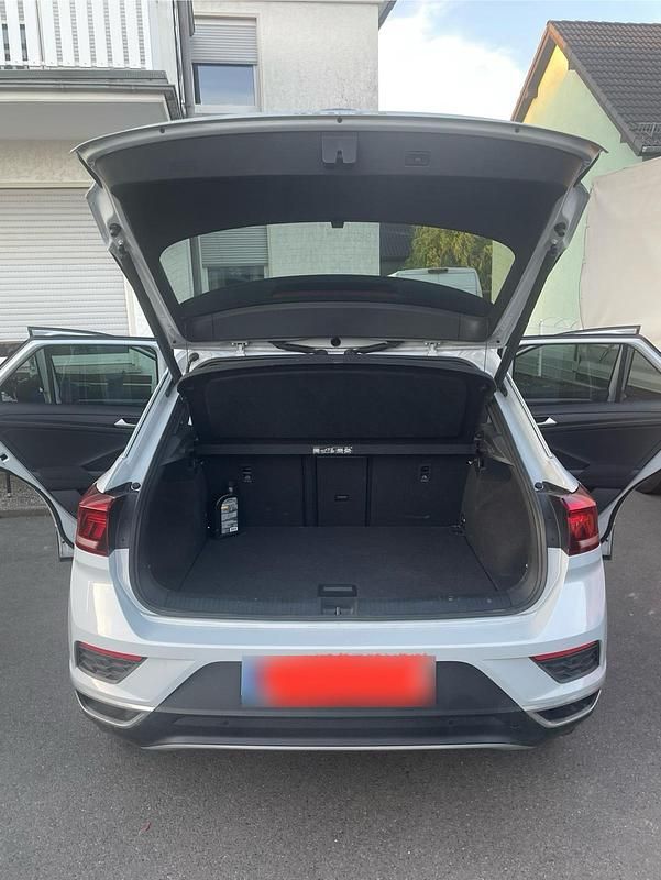 Gebraucht VW T-Roc 150 PS (110 kW) 2021 Weiß SUV