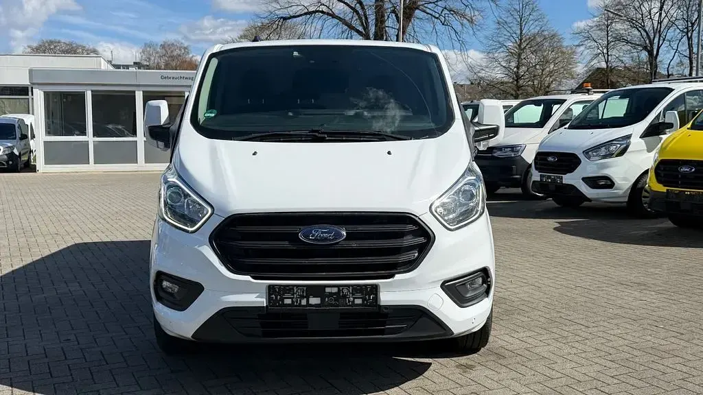 Gebraucht Ford Transit Custom Trend 131 PS (96 kW) 2021 Weiß Van / Kleinbus