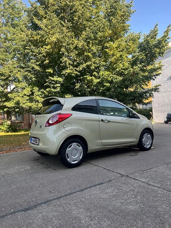 Gebraucht Ford Ka 70 PS (51 kW) 2009 Gelb Kleinwagen